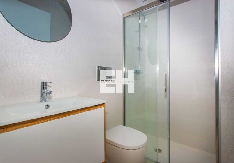 Segunda mano - Apartamento  - Torrevieja - CENTRE PLAYA DEL CURA LAS PISCINAS