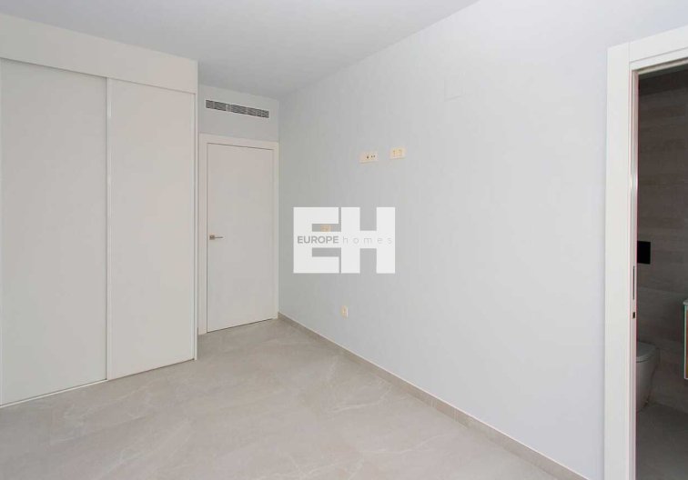 Segunda mano - Apartamento  - Torrevieja - CENTRE PLAYA DEL CURA LAS PISCINAS