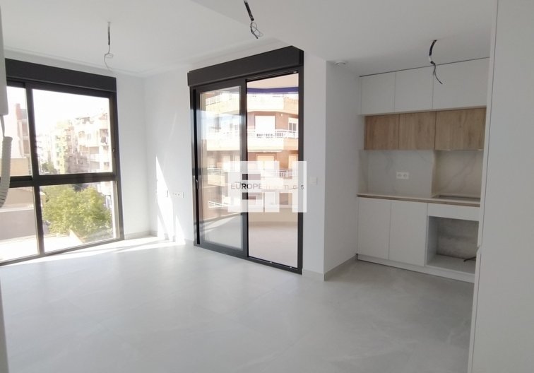 Segunda mano - Apartamento  - Torrevieja - CENTRE PLAYA DEL CURA LAS PISCINAS