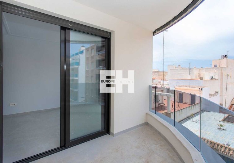 Segunda mano - Apartamento  - Torrevieja - CENTRE PLAYA DEL CURA LAS PISCINAS
