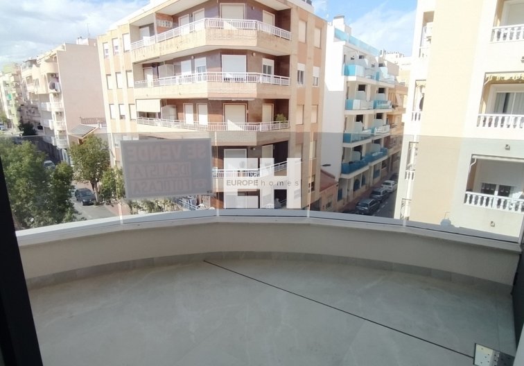 Segunda mano - Apartamento  - Torrevieja - CENTRE PLAYA DEL CURA LAS PISCINAS