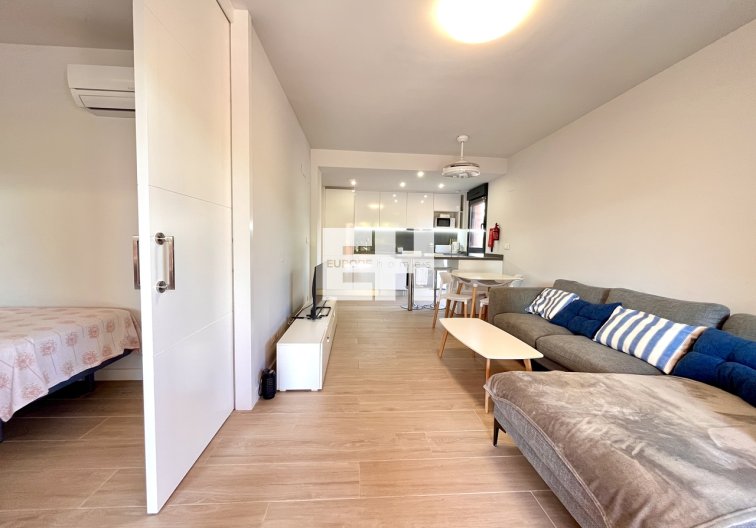 Segunda mano - Apartamento  - Villamartin - Costa Blanca