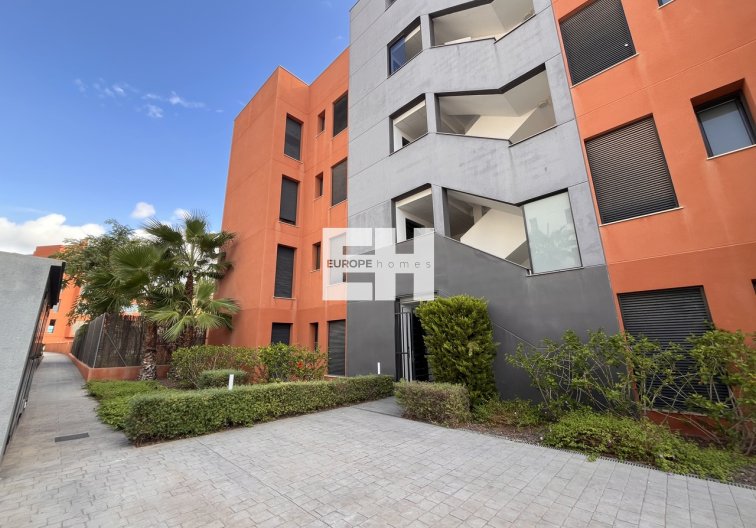 Segunda mano - Apartamento  - Villamartin - Costa Blanca