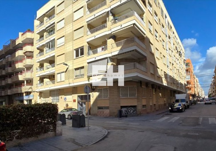 Segunda mano - Apartamento  - Torrevieja - Centro