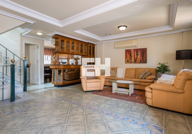 Segunda mano - villa - Guardamar del Segura - Costa Blanca