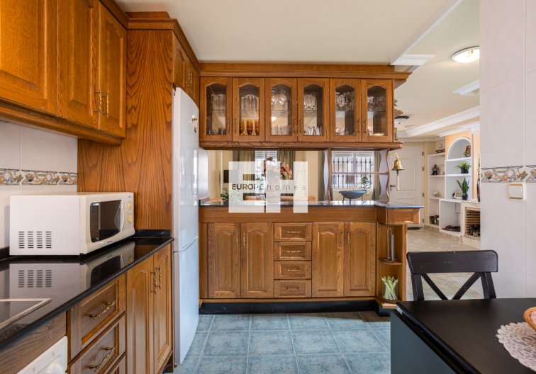 Segunda mano - villa - Guardamar del Segura - Costa Blanca