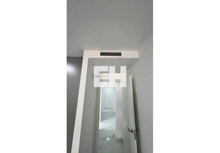 Segunda mano - Apartamento  - Torrevieja - Parque De Las Naciones