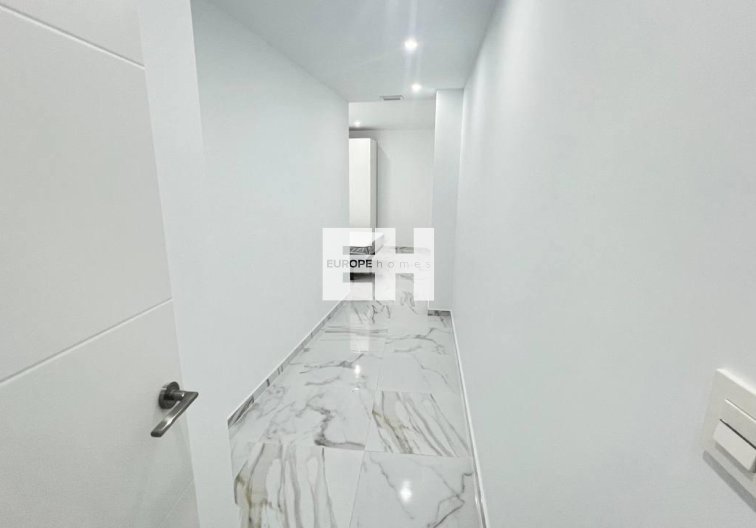 Segunda mano - Apartamento  - Torrevieja - Parque De Las Naciones