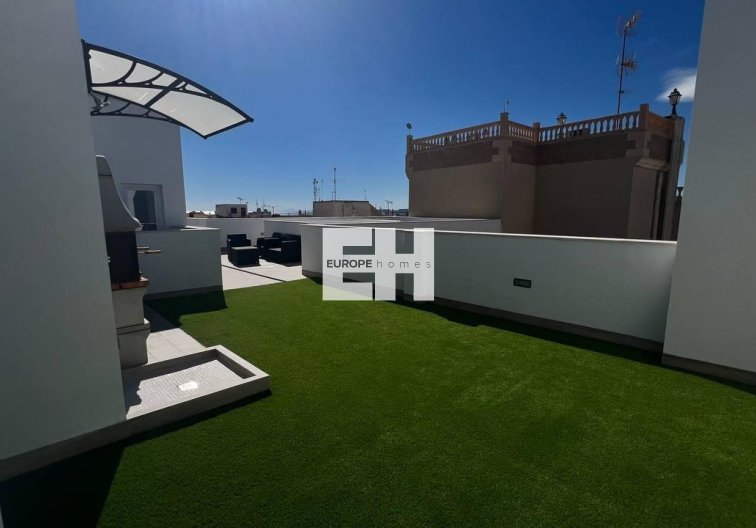 Segunda mano - Apartamento  - Torrevieja - Parque De Las Naciones