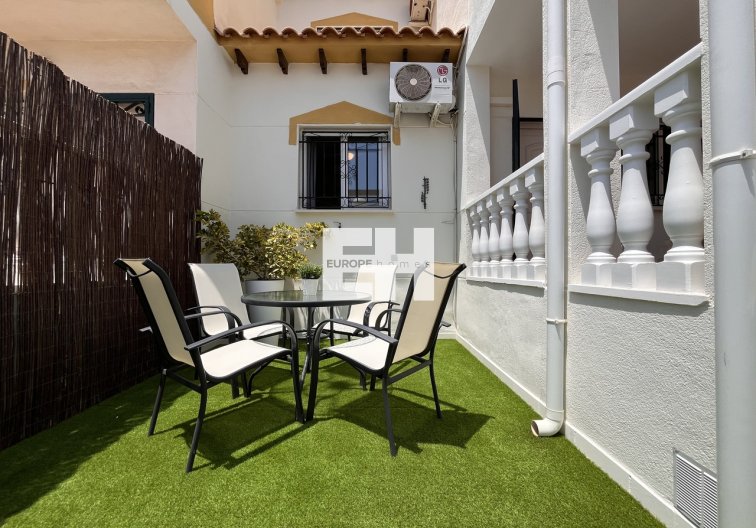 Segunda mano - town house - Playa Flamenca - Costa Blanca