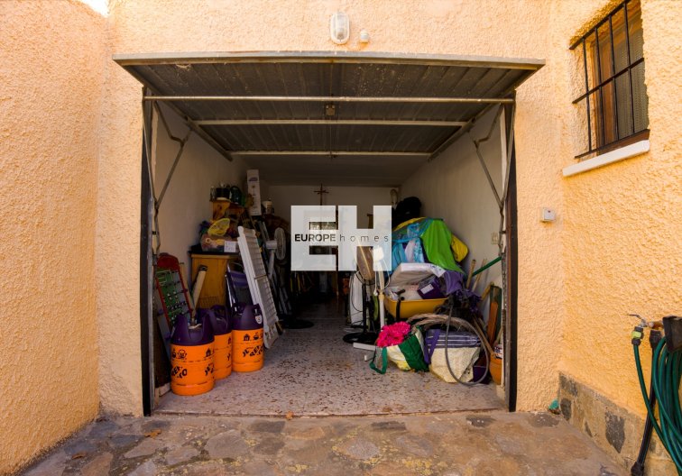 Segunda mano - villa - La Siesta - Costa Blanca