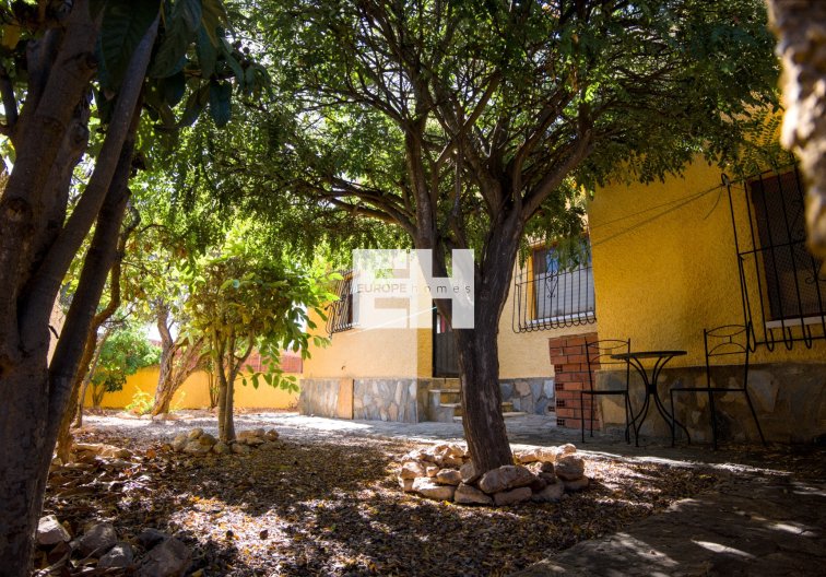 Segunda mano - villa - La Siesta - Costa Blanca