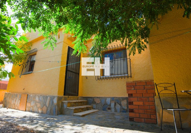 Segunda mano - villa - La Siesta - Costa Blanca