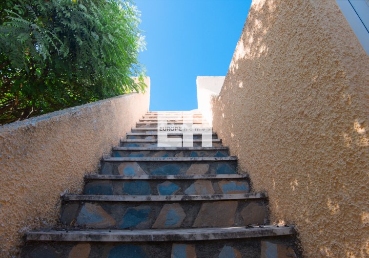 Segunda mano - villa - La Siesta - Costa Blanca