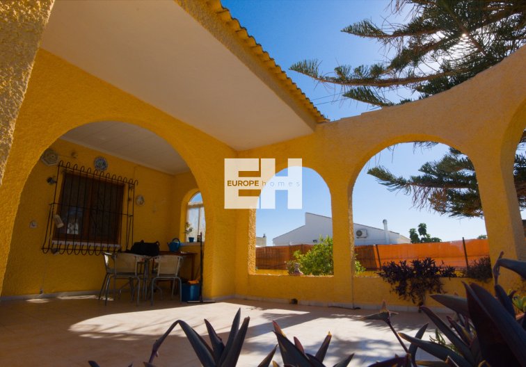 Segunda mano - villa - La Siesta - Costa Blanca