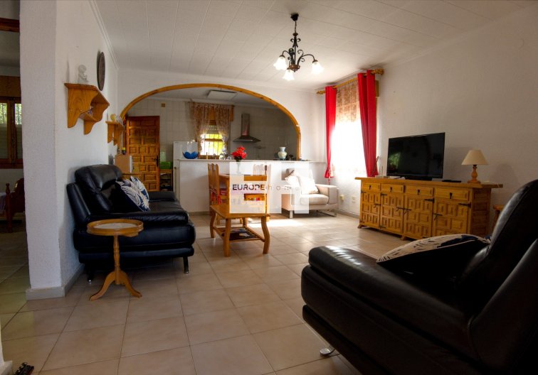 Segunda mano - villa - La Siesta - Costa Blanca