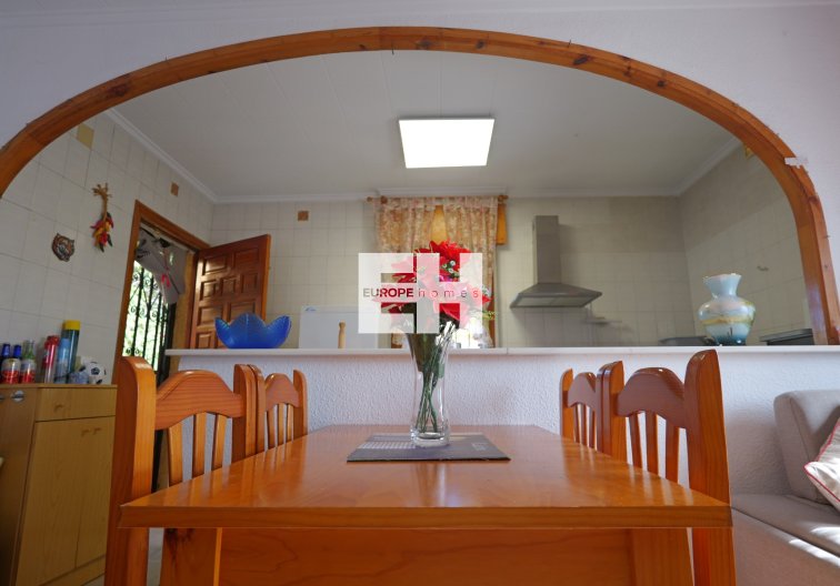 Segunda mano - villa - La Siesta - Costa Blanca