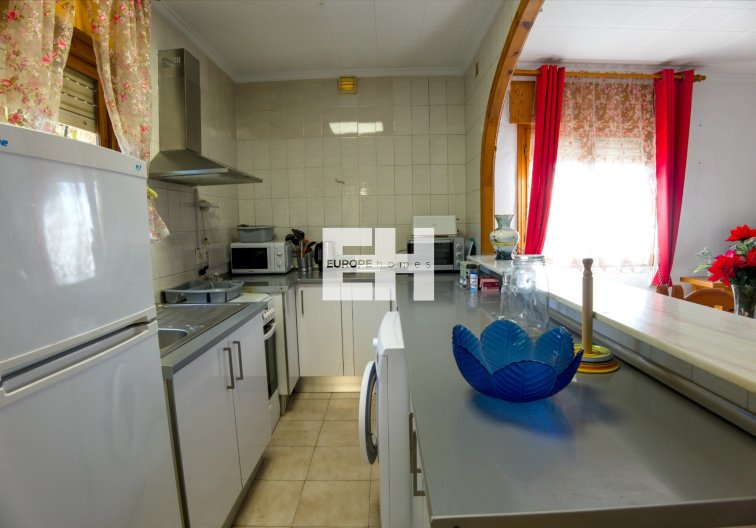 Segunda mano - villa - La Siesta - Costa Blanca