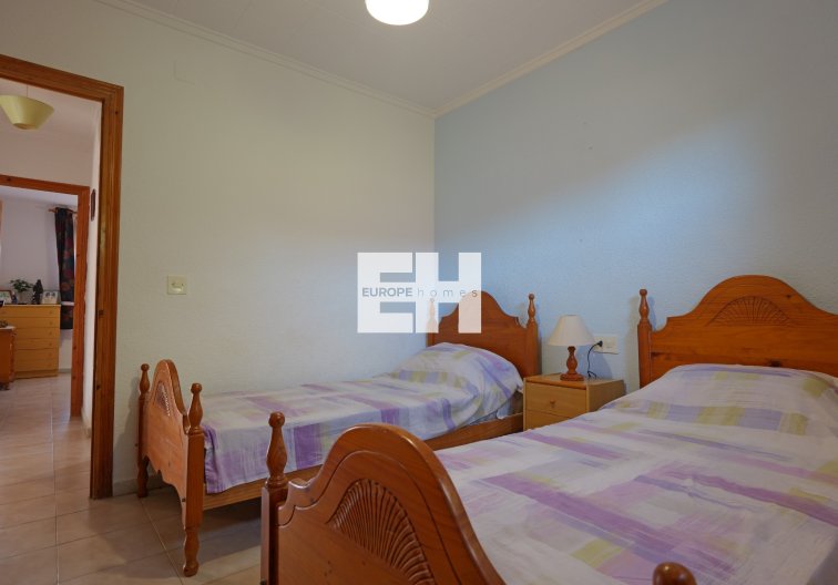 Segunda mano - villa - La Siesta - Costa Blanca