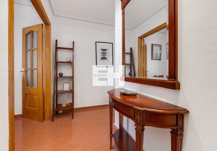 Segunda mano - Atico - Torrevieja - Paseo Maritimo