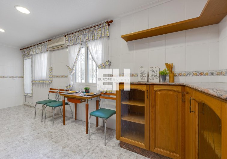 Segunda mano - Atico - Torrevieja - Paseo Maritimo