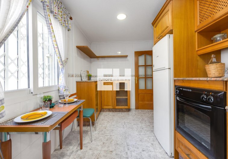 Segunda mano - Atico - Torrevieja - Paseo Maritimo