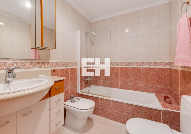 Segunda mano - Atico - Torrevieja - Paseo Maritimo