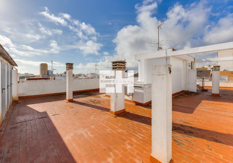 Segunda mano - Atico - Torrevieja - Paseo Maritimo