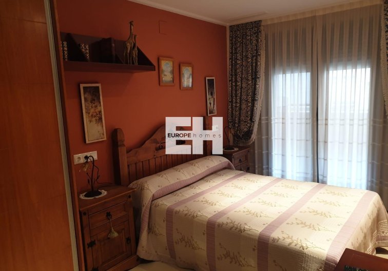 Segunda mano - Apartamento  - Torrevieja - Las Piscinas Naturales