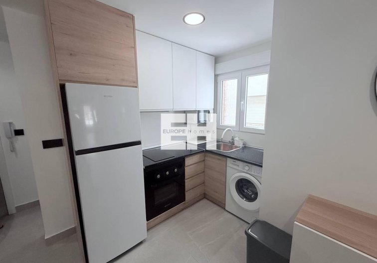 Segunda mano - Apartamento  - Torrevieja - La Mata