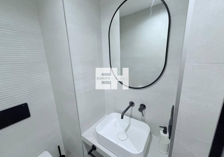 Segunda mano - Apartamento  - Torrevieja - La Mata