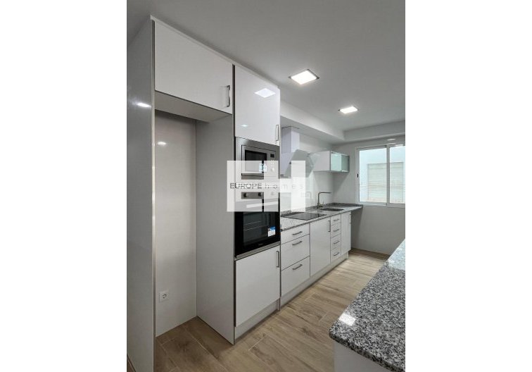 Revente - Appartement - Torrevieja - La Mata