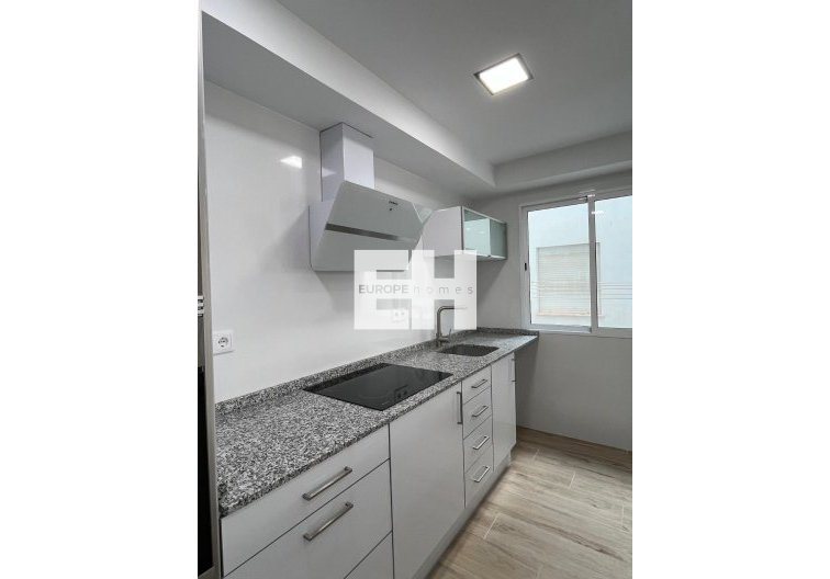 Revente - Appartement - Torrevieja - La Mata