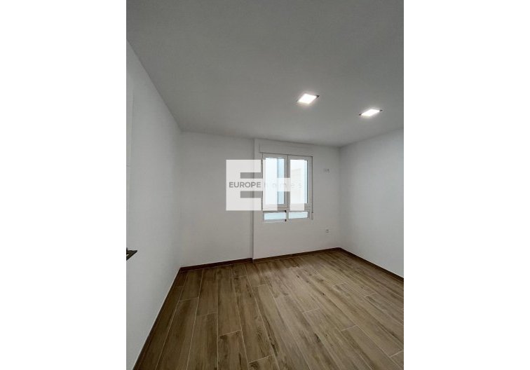 Revente - Appartement - Torrevieja - La Mata