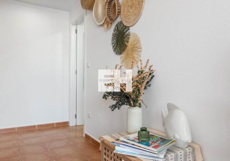 Segunda mano - Apartamento  - Guardamar del Segura - Pueblo