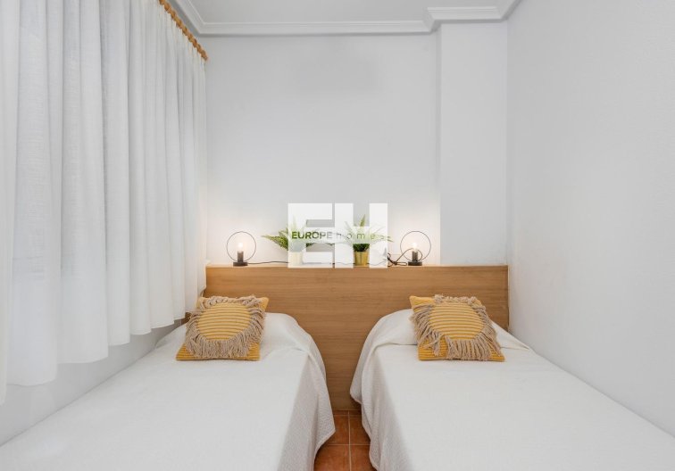 Segunda mano - Apartamento  - Guardamar del Segura - Pueblo