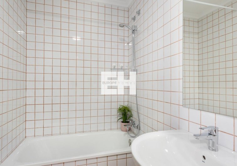 Segunda mano - Apartamento  - Guardamar del Segura - Pueblo