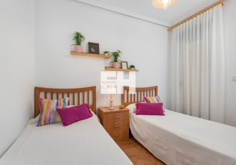 Segunda mano - Apartamento  - Guardamar del Segura - Pueblo