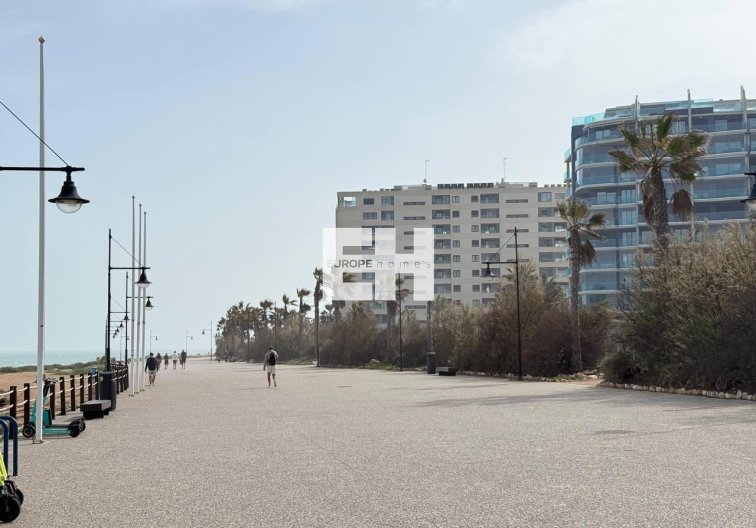 Segunda mano - Apartamento  - Orihuela Costa - Punta Prima