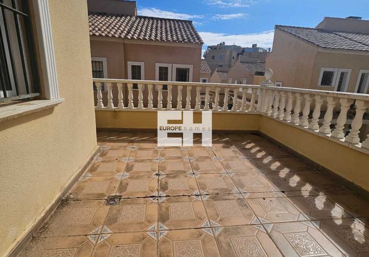 Segunda mano - villa - Guardamar del Segura - Campomar