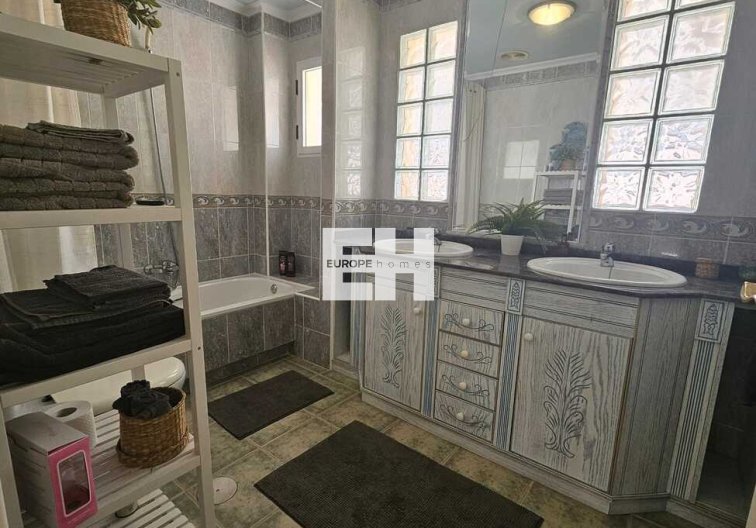 Segunda mano - villa - Guardamar del Segura - Campomar