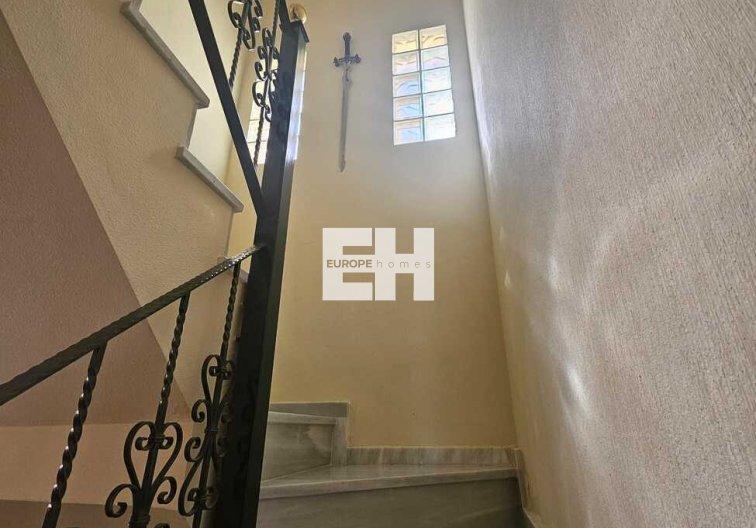 Segunda mano - villa - Guardamar del Segura - Campomar