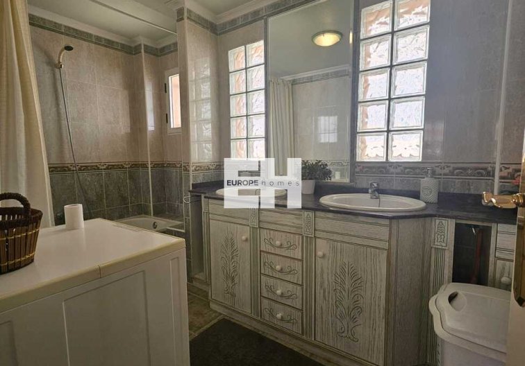 Segunda mano - villa - Guardamar del Segura - Campomar