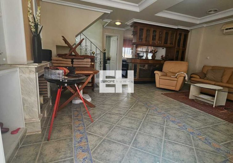 Segunda mano - villa - Guardamar del Segura - Campomar