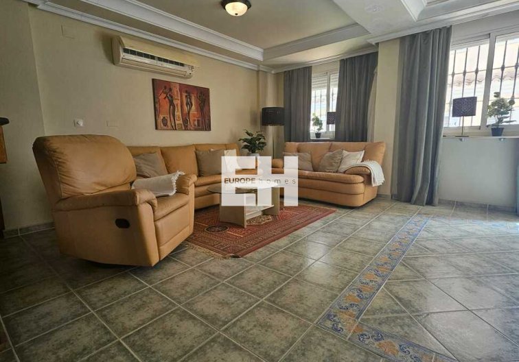 Segunda mano - villa - Guardamar del Segura - Campomar