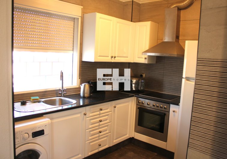 Segunda mano - villa - La Zenia - Costa Blanca