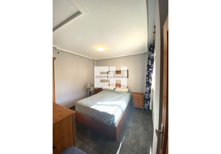 Segunda mano - villa - La Zenia - Costa Blanca