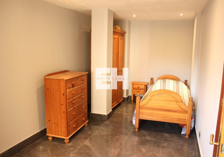 Segunda mano - villa - La Zenia - Costa Blanca