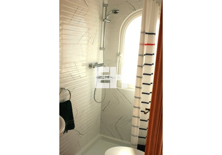 Segunda mano - villa - La Zenia - Costa Blanca