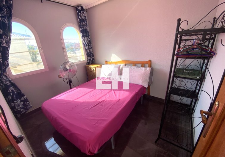 Segunda mano - villa - La Zenia - Costa Blanca